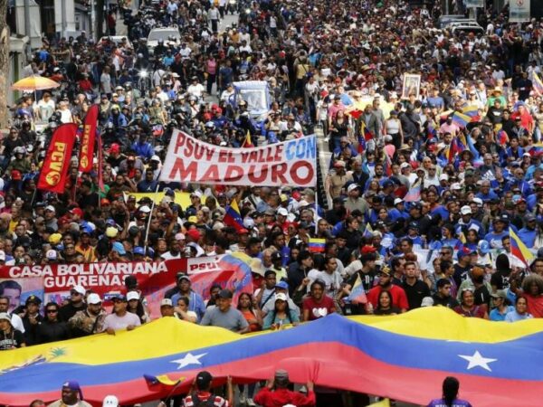 Protest by social movements in Caracas